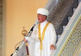 Поздравление муфтия шейха Равиля Гайнутдина по случаю праздника разговения Ид аль-Фитр (Ураза-байрам)