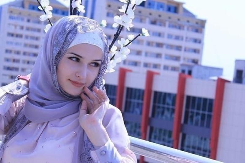 Chechnya muslim girl.